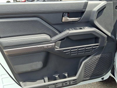 2026 Toyota Tacoma 4WD 4WD TRD Sport Double Cab 5' Bed AT (Natl)