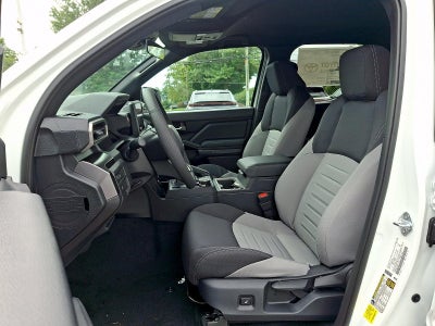 2026 Toyota Tacoma 4WD 4WD TRD Sport Double Cab 5' Bed AT (Natl)