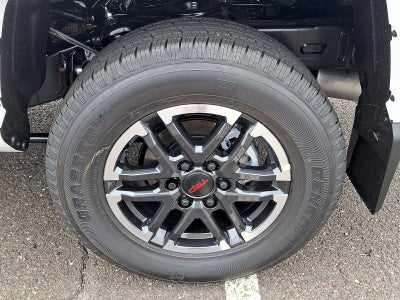 2026 Toyota Tacoma 4WD 4WD TRD Sport Double Cab 5' Bed AT (Natl)