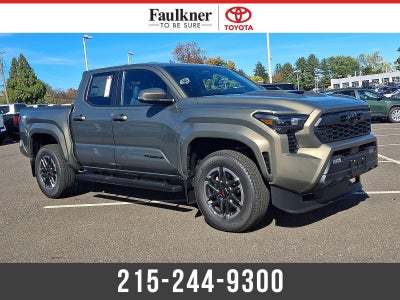 2026 Toyota Tacoma 4WD 4WD TRD Sport Double Cab 5' Bed AT (Natl)