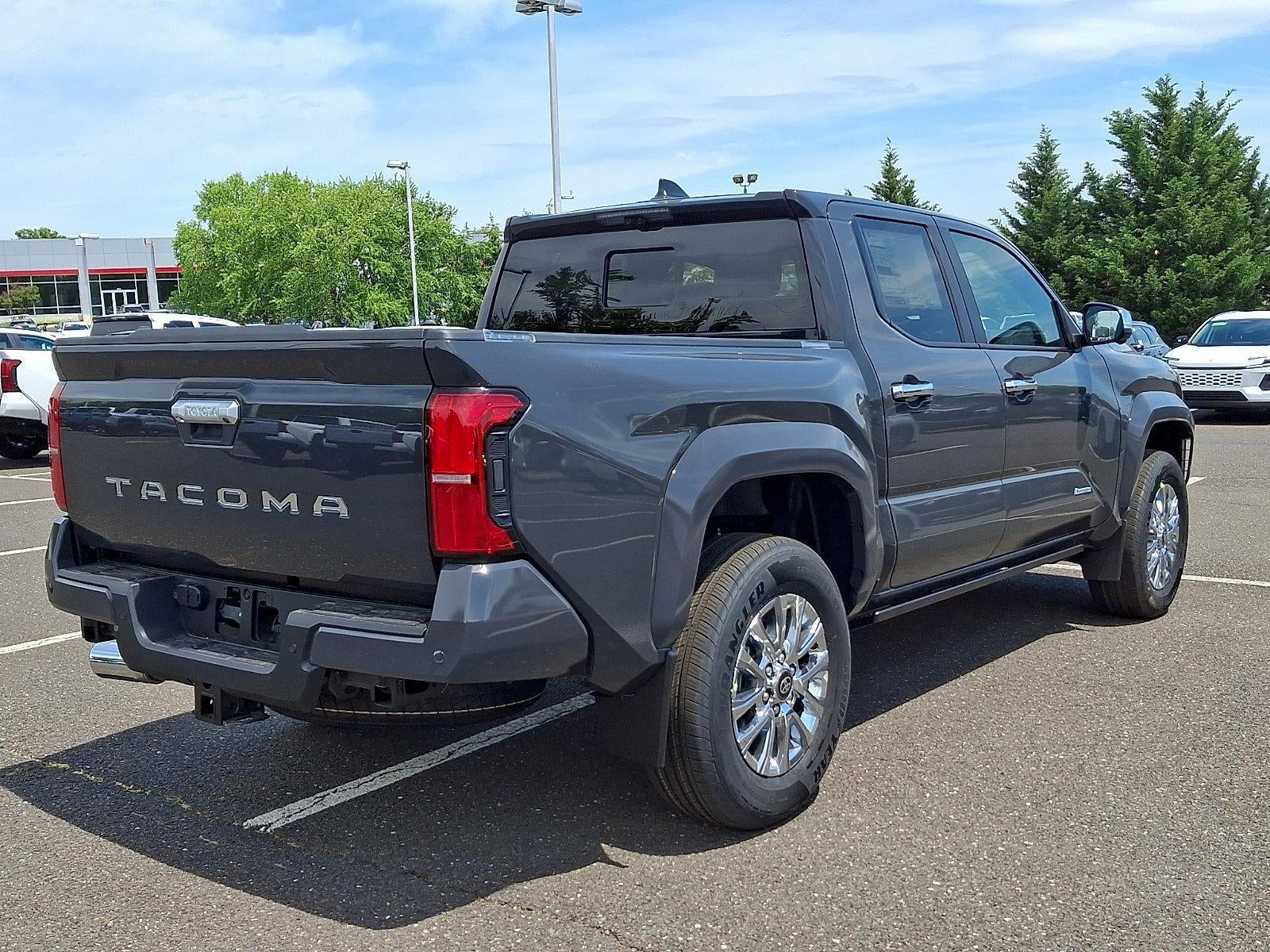 2026 Toyota Tacoma 4WD 4WD Limited Double Cab 5' Bed AT (Natl)