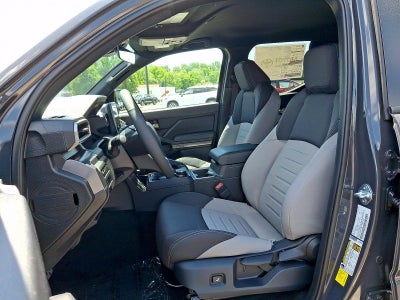 2026 Toyota Tacoma 4WD 4WD TRD Sport Double Cab 5' Bed AT (Natl)