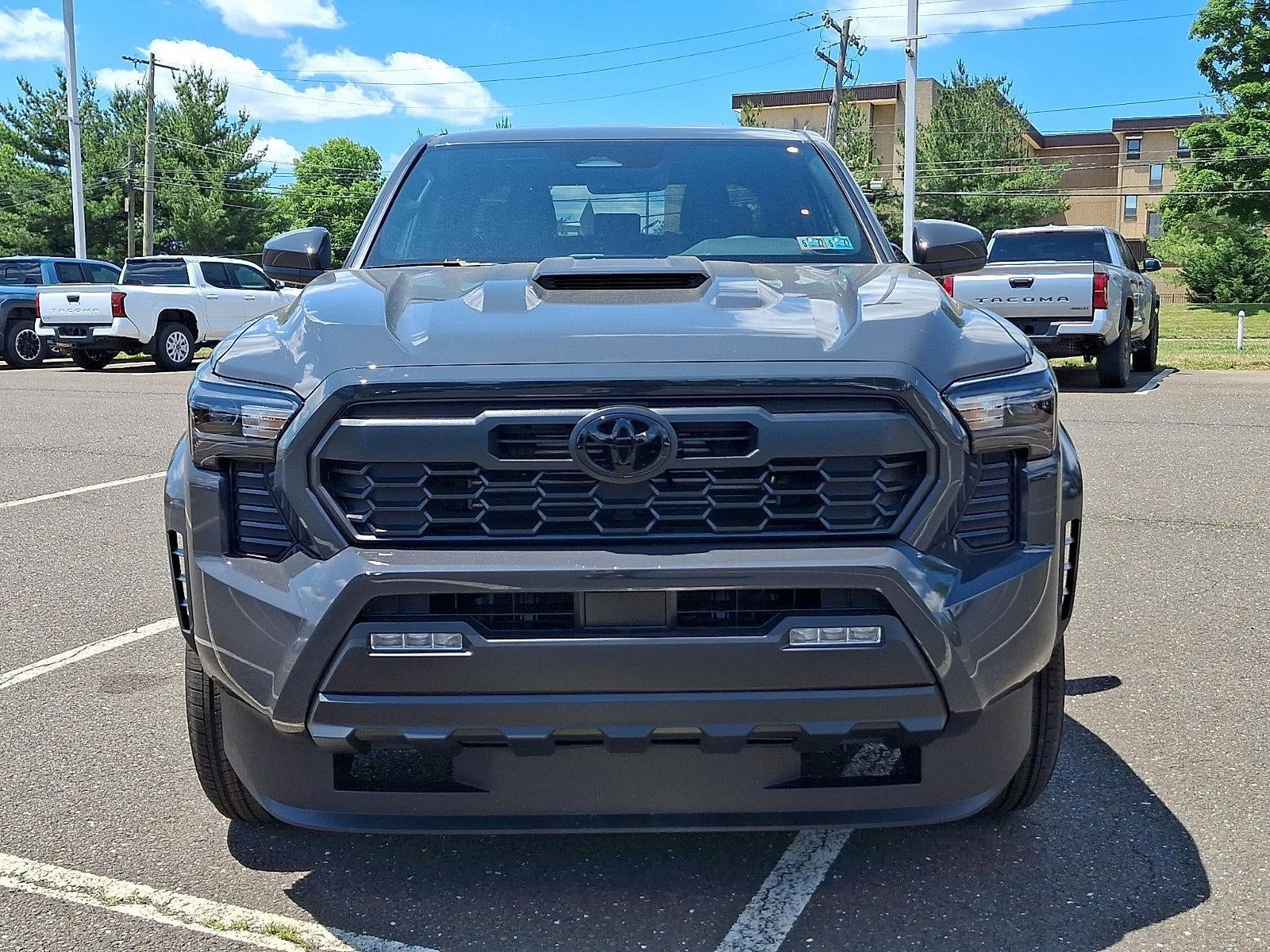 2026 Toyota Tacoma 4WD 4WD TRD Sport Double Cab 5' Bed AT (Natl)