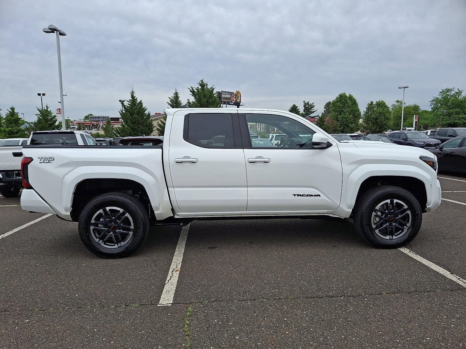 2026 Toyota Tacoma 4WD 4WD TRD Sport Double Cab 5' Bed AT (Natl)