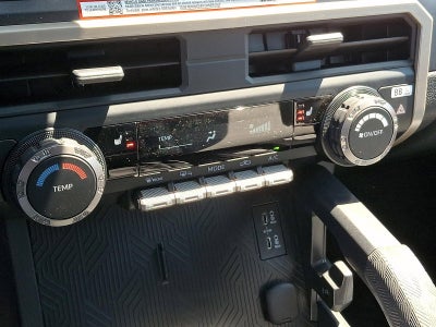2026 Toyota Tacoma 4WD 4WD SR5 Double Cab 5' Bed AT (GS)