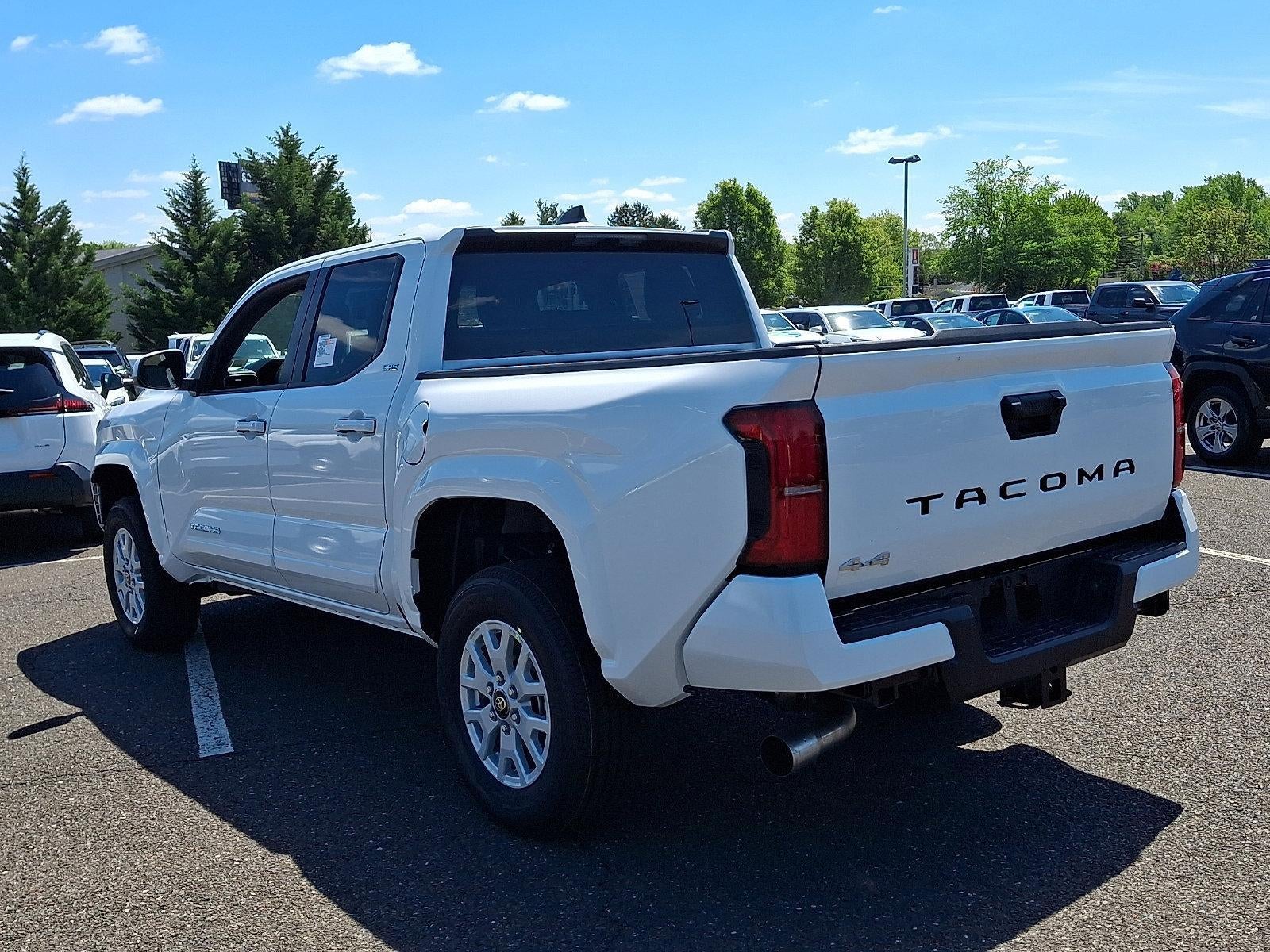 2026 Toyota Tacoma 4WD 4WD SR5 Double Cab 5' Bed AT (GS)