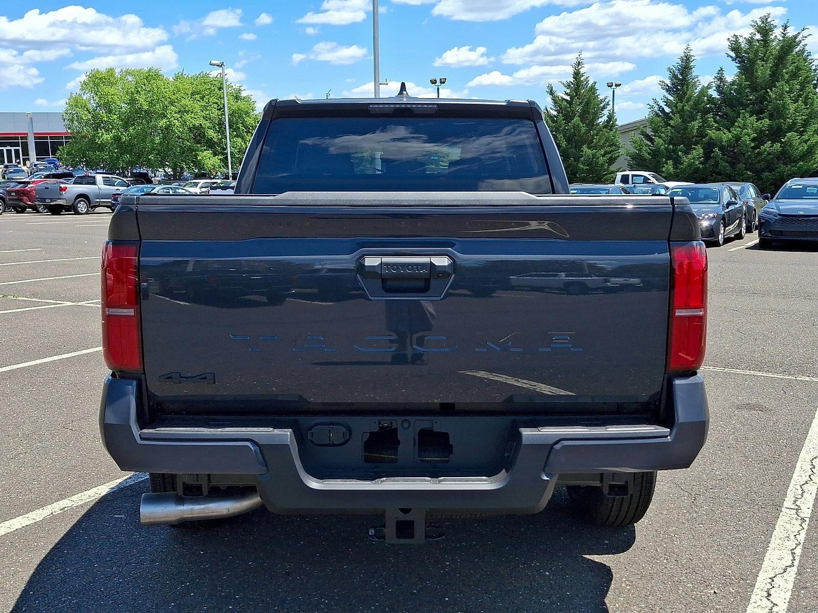 2026 Toyota Tacoma 4WD 4WD SR5 Double Cab 5' Bed AT (GS)
