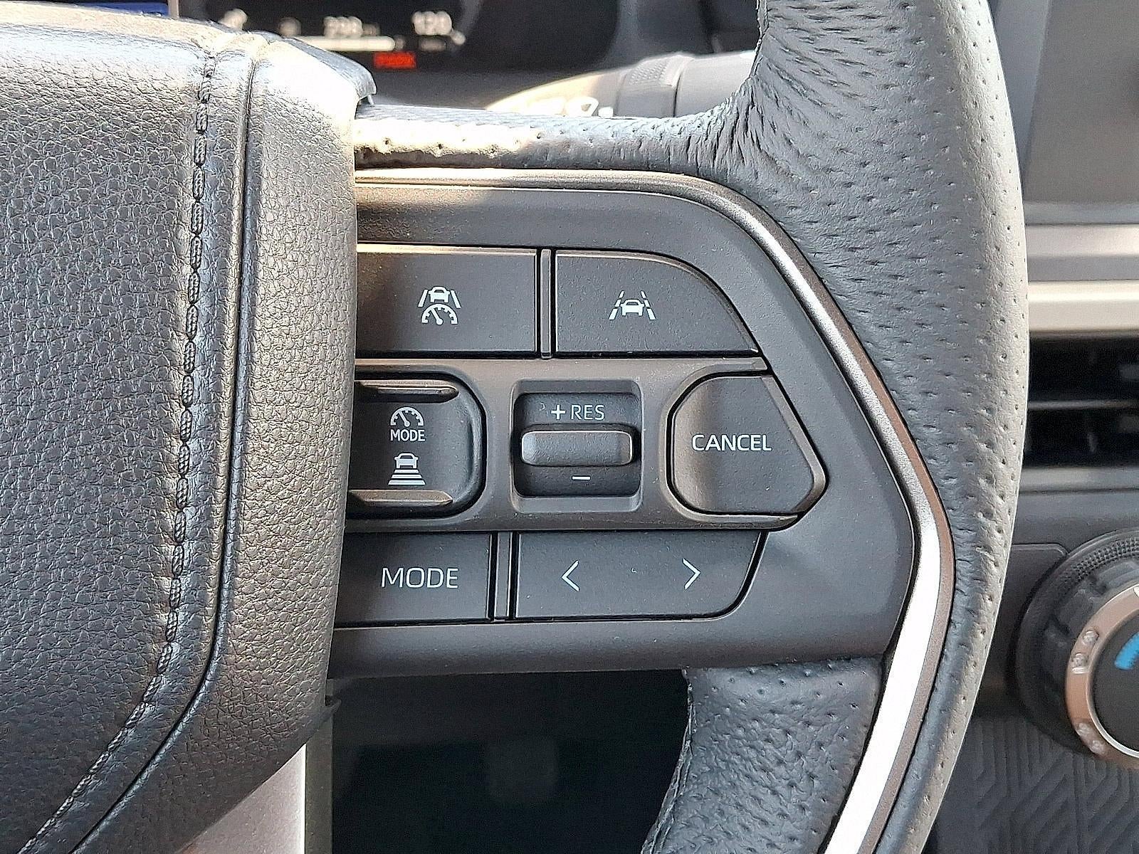 2026 Toyota Tacoma 4WD 4WD TRD Off Road Double Cab 5' Bed AT (Natl)