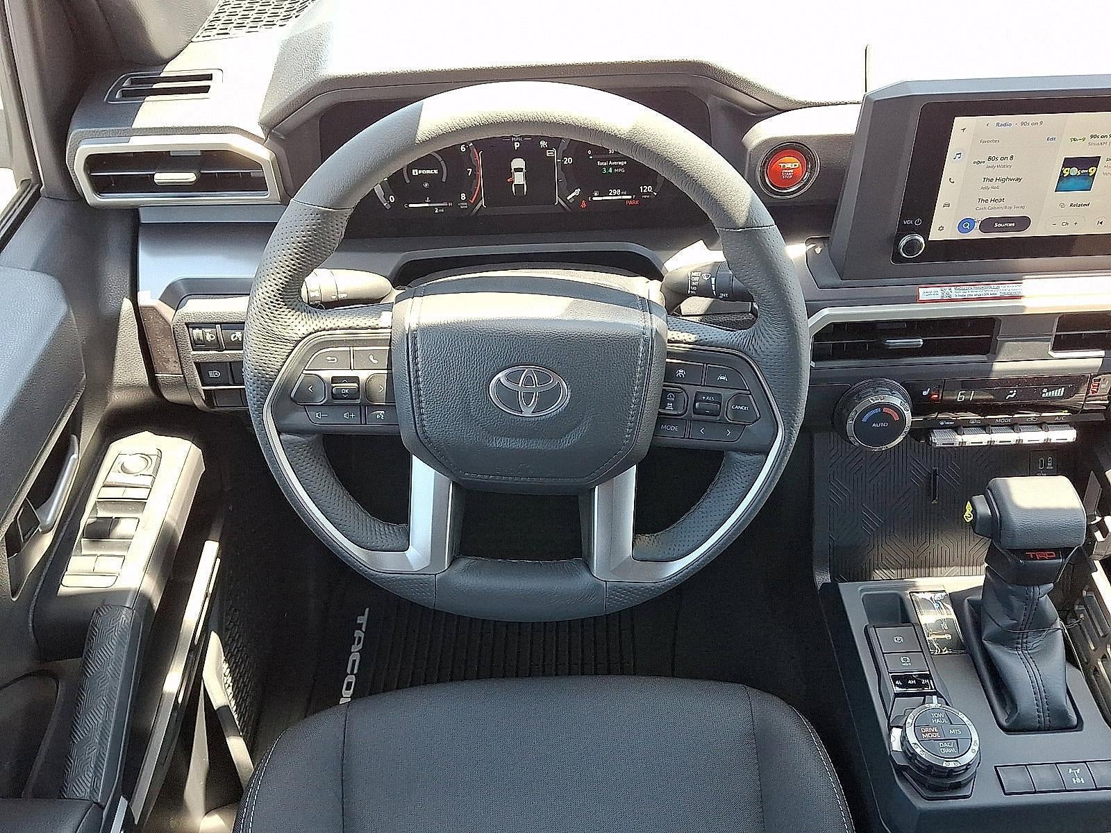 2026 Toyota Tacoma 4WD 4WD TRD Off Road Double Cab 5' Bed AT (Natl)