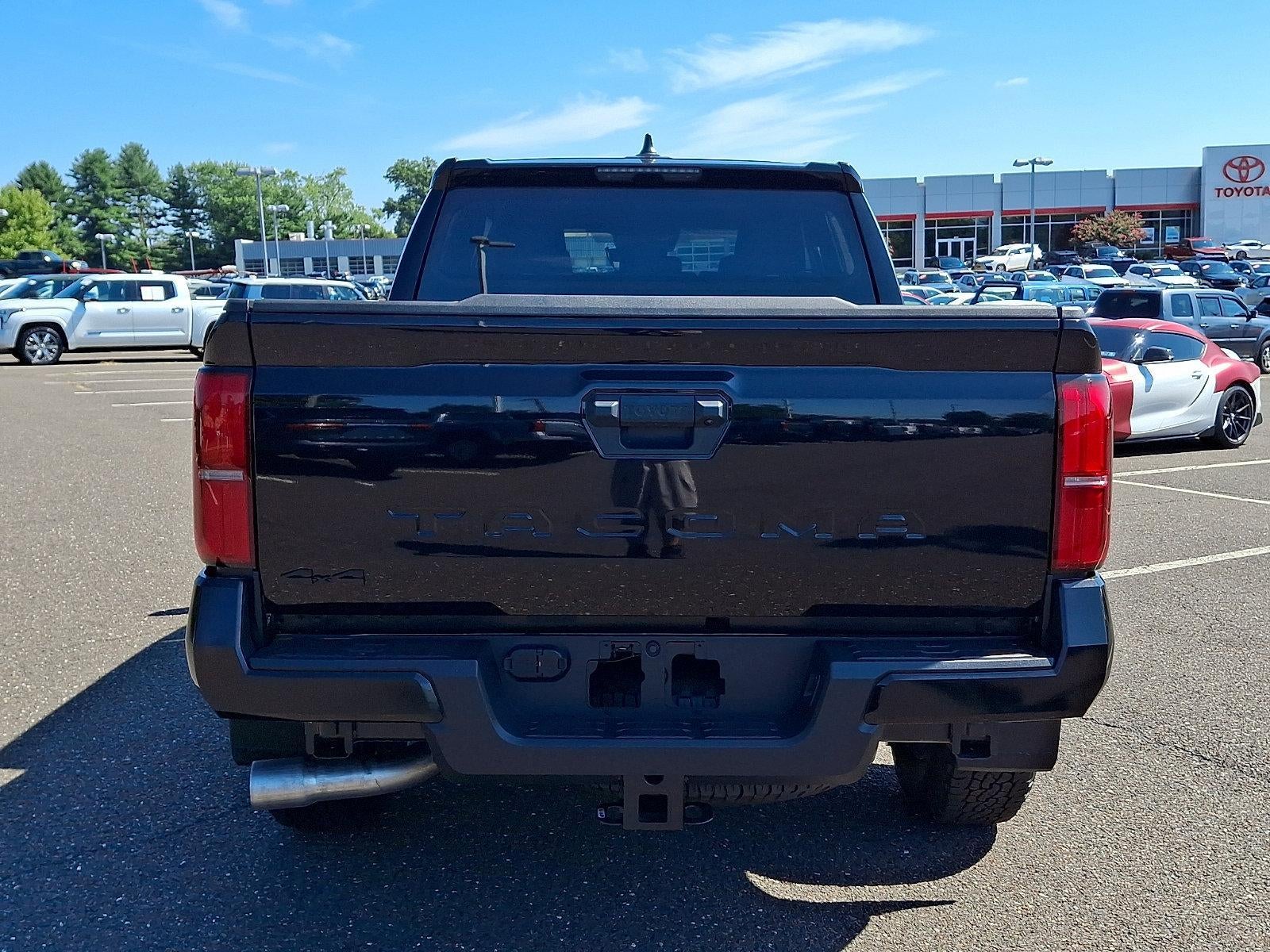 2026 Toyota Tacoma 4WD 4WD TRD Off Road Double Cab 5' Bed AT (Natl)