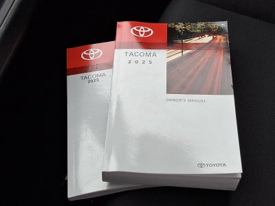 2025 Toyota Tacoma 4WD 4WD TRD Off Road Double Cab 5' Bed AT (Natl)