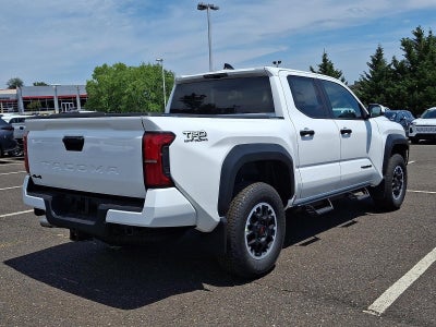 2026 Toyota Tacoma 4WD 4WD TRD Off Road Double Cab 5' Bed AT (Natl)