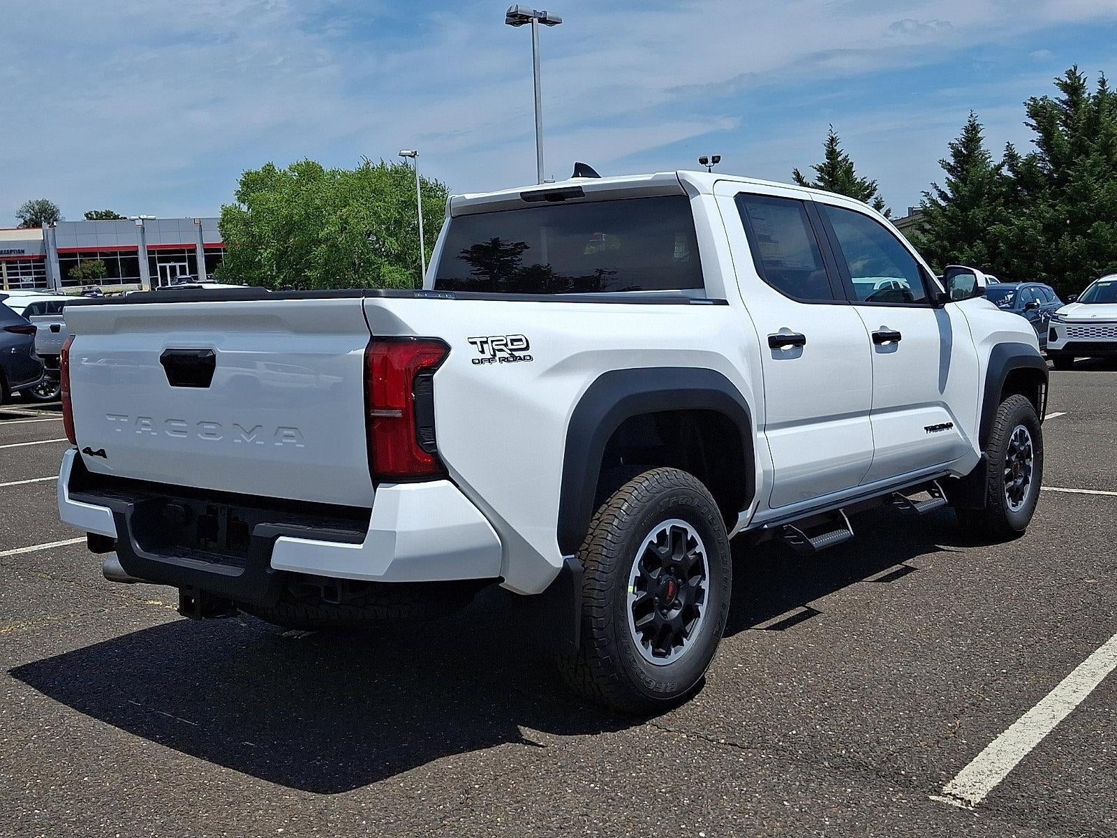 2026 Toyota Tacoma 4WD 4WD TRD Off Road Double Cab 5' Bed AT (Natl)