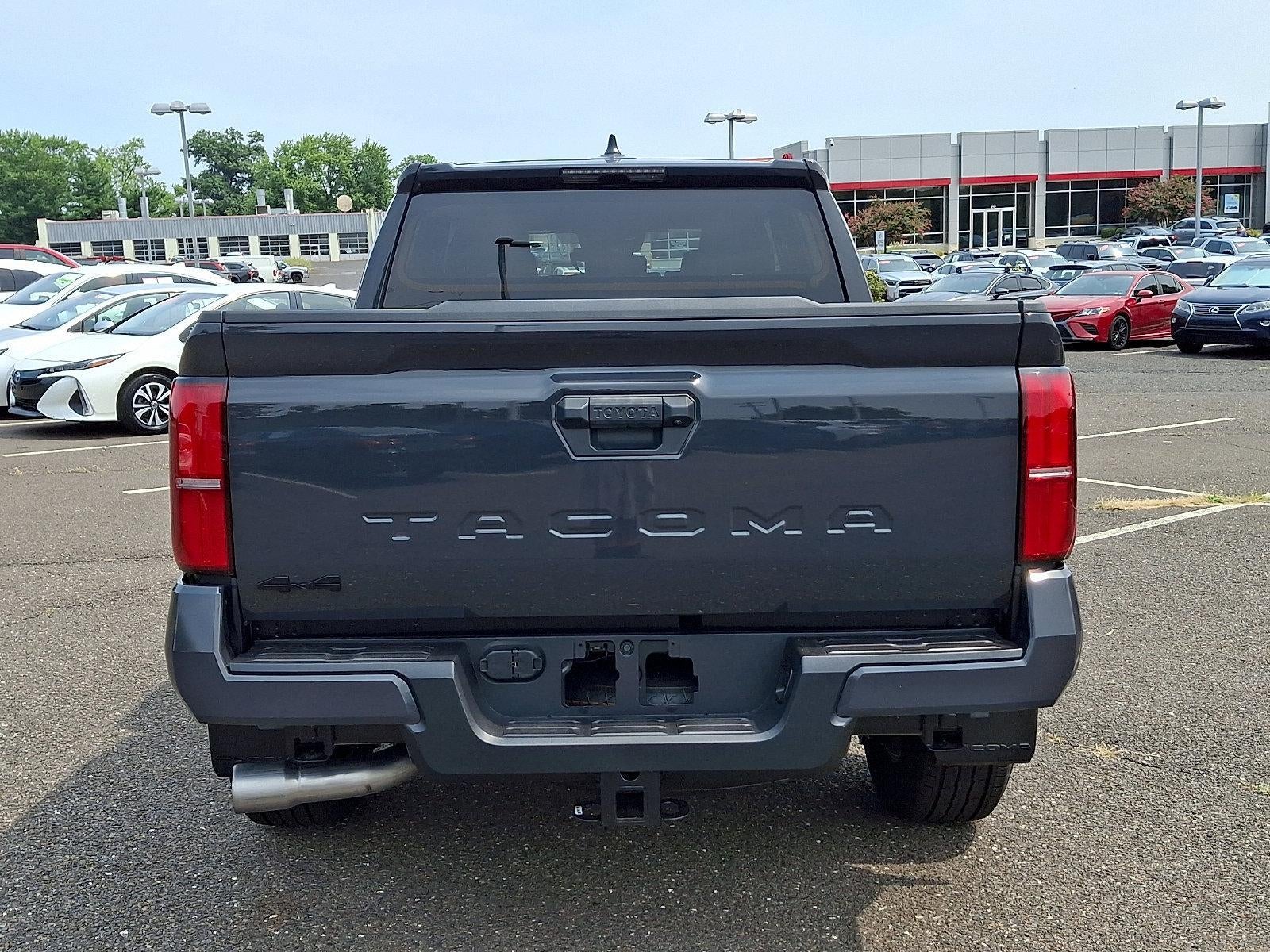 2026 Toyota Tacoma 4WD 4WD TRD Sport Double Cab 5' Bed AT (Natl)