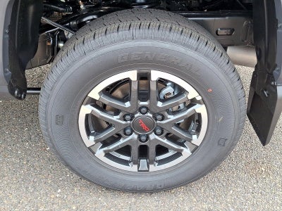 2026 Toyota Tacoma 4WD 4WD TRD Sport Double Cab 5' Bed AT (Natl)