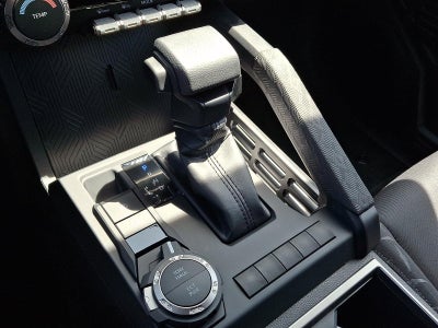 2026 Toyota Tacoma 4WD 4WD SR5 Double Cab 5' Bed AT (GS)