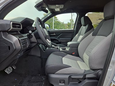 2025 Toyota Tacoma 4WD 4WD TRD Sport Double Cab 5' Bed MT (Natl)