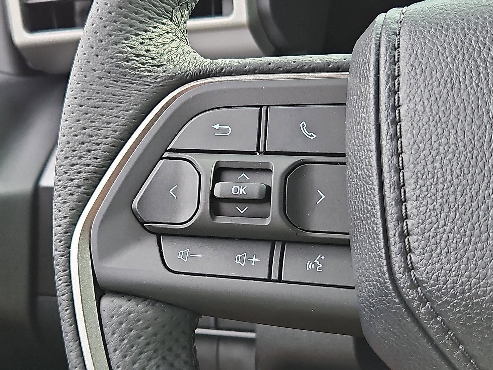 2025 Toyota Tacoma 4WD 4WD TRD Sport Double Cab 5' Bed MT (Natl)