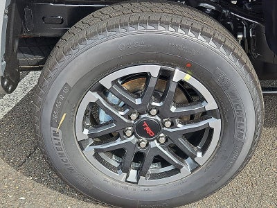 2025 Toyota Tacoma 4WD 4WD TRD Sport Double Cab 5' Bed MT (Natl)