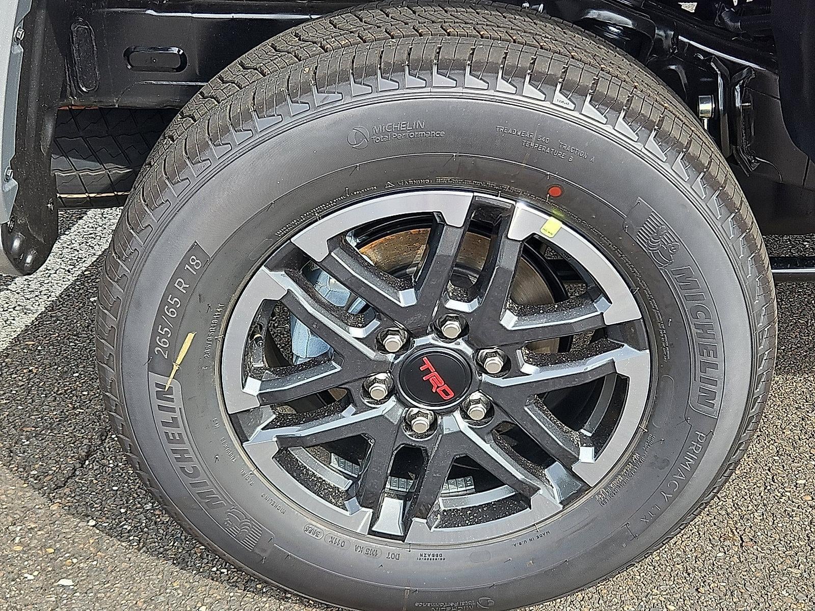 2025 Toyota Tacoma 4WD 4WD TRD Sport Double Cab 5' Bed MT (Natl)