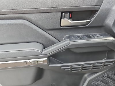 2025 Toyota Tacoma 4WD 4WD TRD Sport Double Cab 5' Bed MT (Natl)