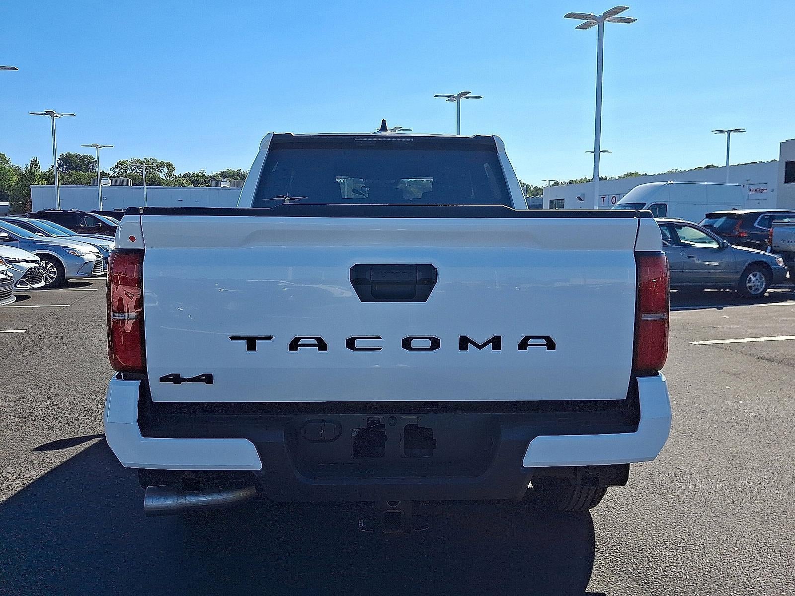 2025 Toyota Tacoma 4WD 4WD SR5 Double Cab 5' Bed AT (GS)