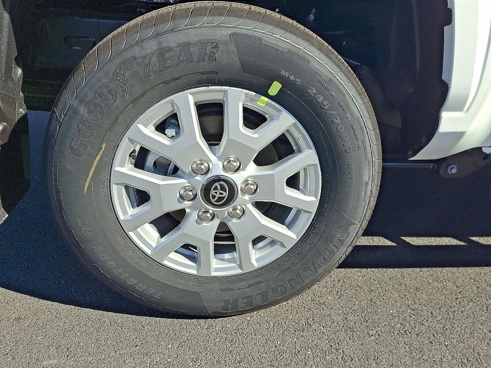 2025 Toyota Tacoma 4WD 4WD SR5 Double Cab 5' Bed AT (GS)