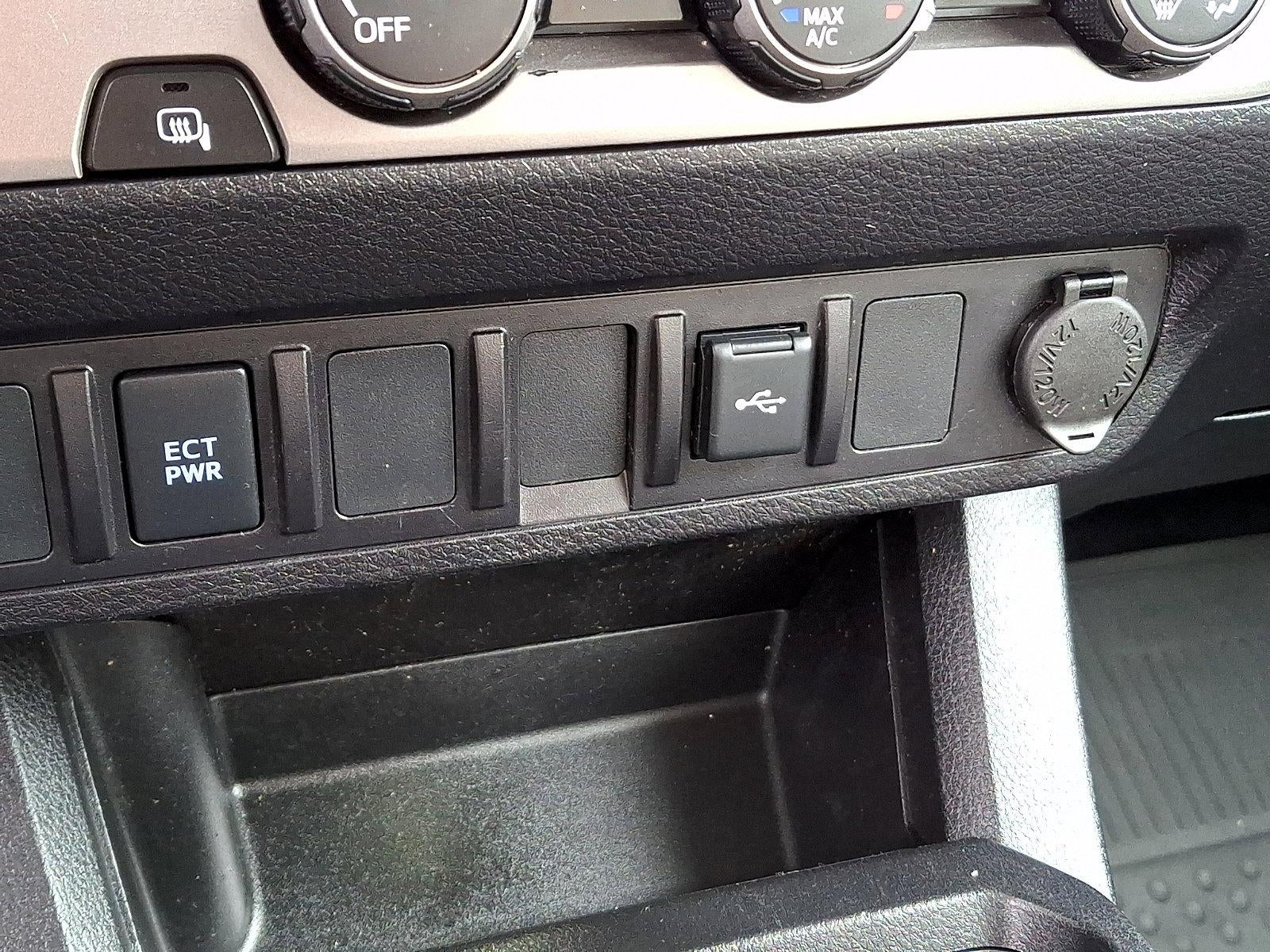 2023 Toyota Tacoma 2WD 2WD SR Double Cab 5' Bed I4 AT (Natl)