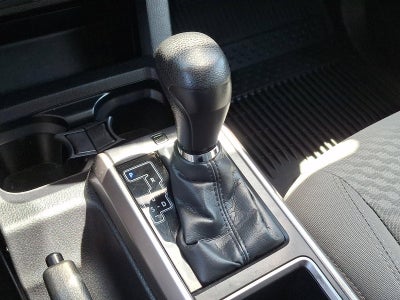 2021 Toyota Tacoma 4WD 4WD SR5 Double Cab 5' Bed V6 AT (Natl)
