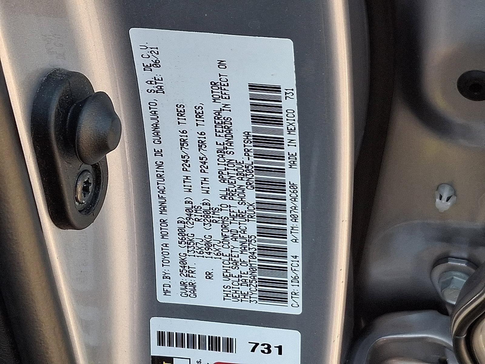 2021 Toyota Tacoma 4WD 4WD SR5 Double Cab 5' Bed V6 AT (Natl)