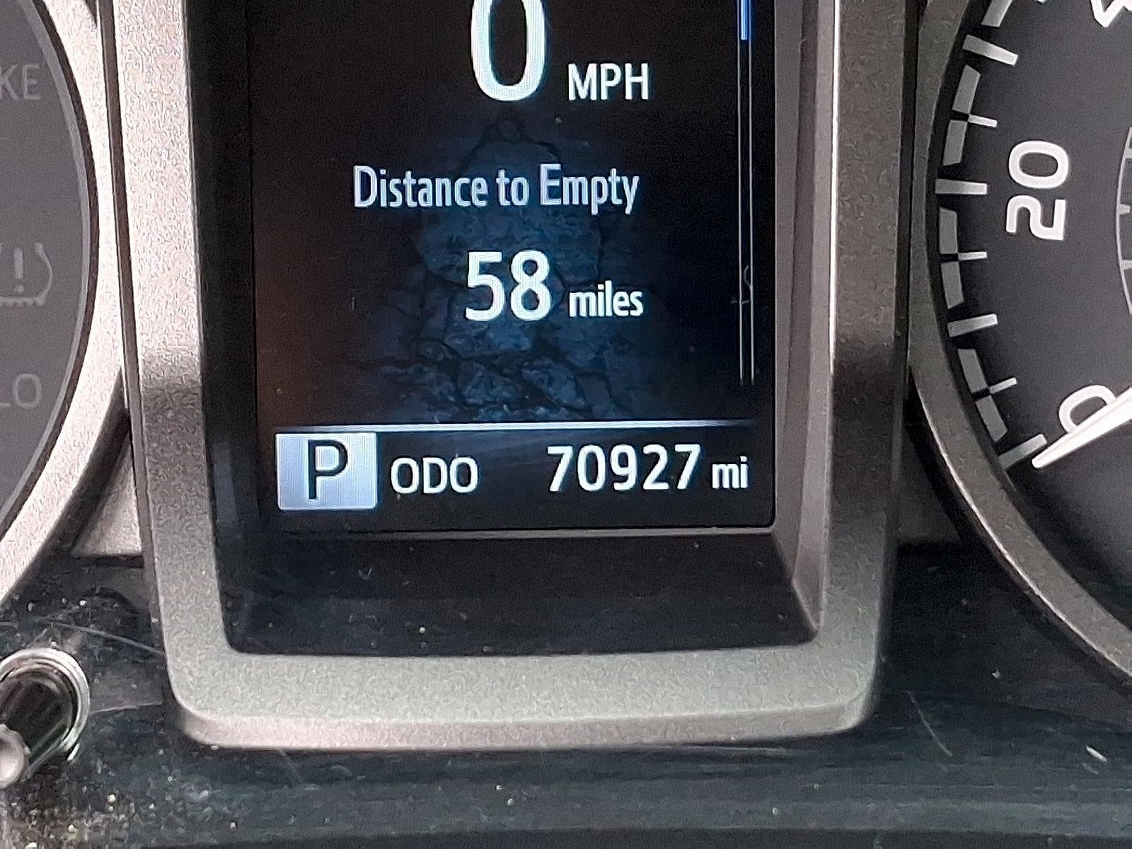 2022 Toyota Tacoma 4WD 4WD SR5 Double Cab 5' Bed V6 AT (GS)