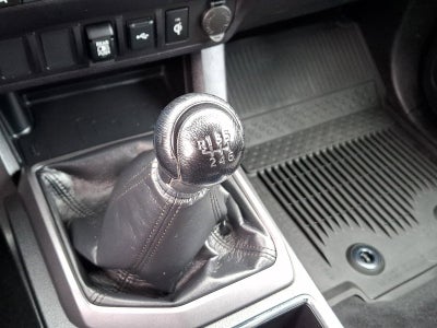 2021 Toyota Tacoma 4WD 4WD TRD Off Road Double Cab 5' Bed V6 MT (Natl)