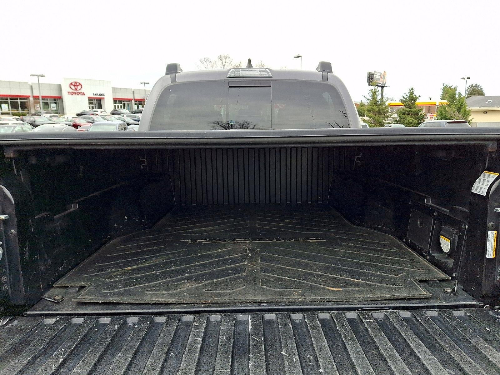 2021 Toyota Tacoma 4WD 4WD TRD Off Road Double Cab 5' Bed V6 MT (Natl)