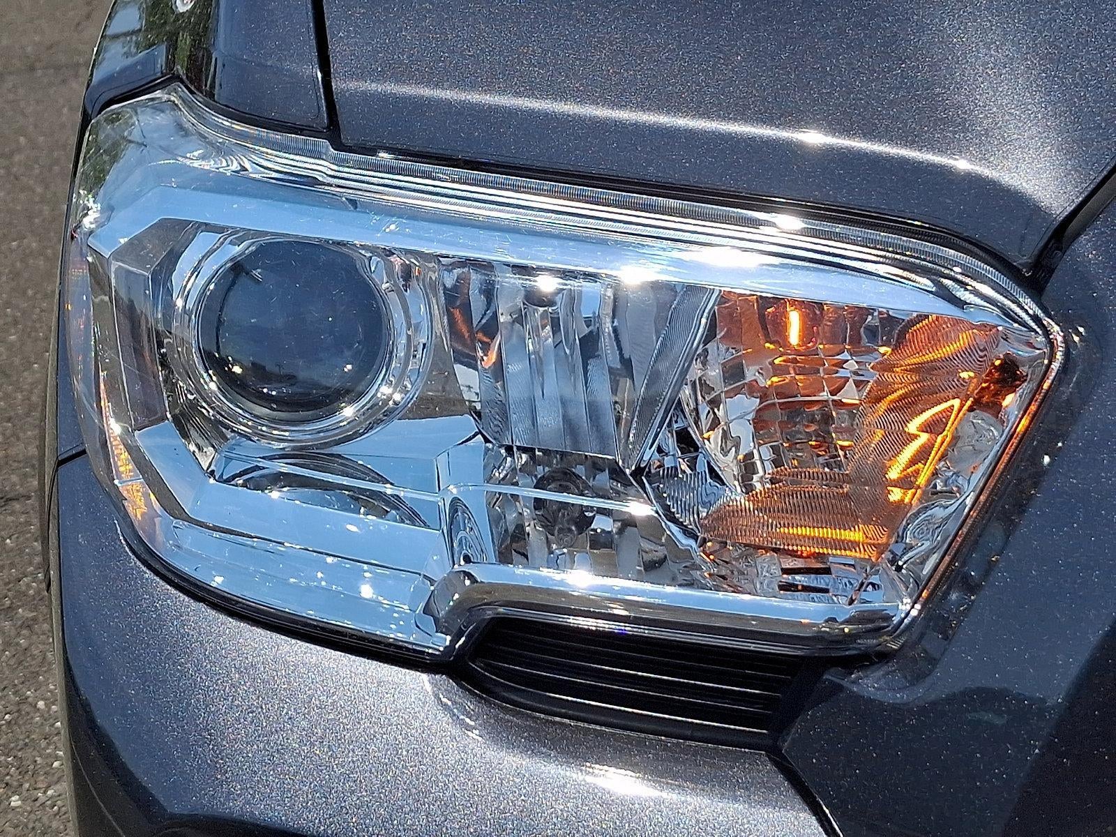 2023 Toyota Tacoma 4WD 4WD SR Double Cab 5' Bed V6 AT (GS)
