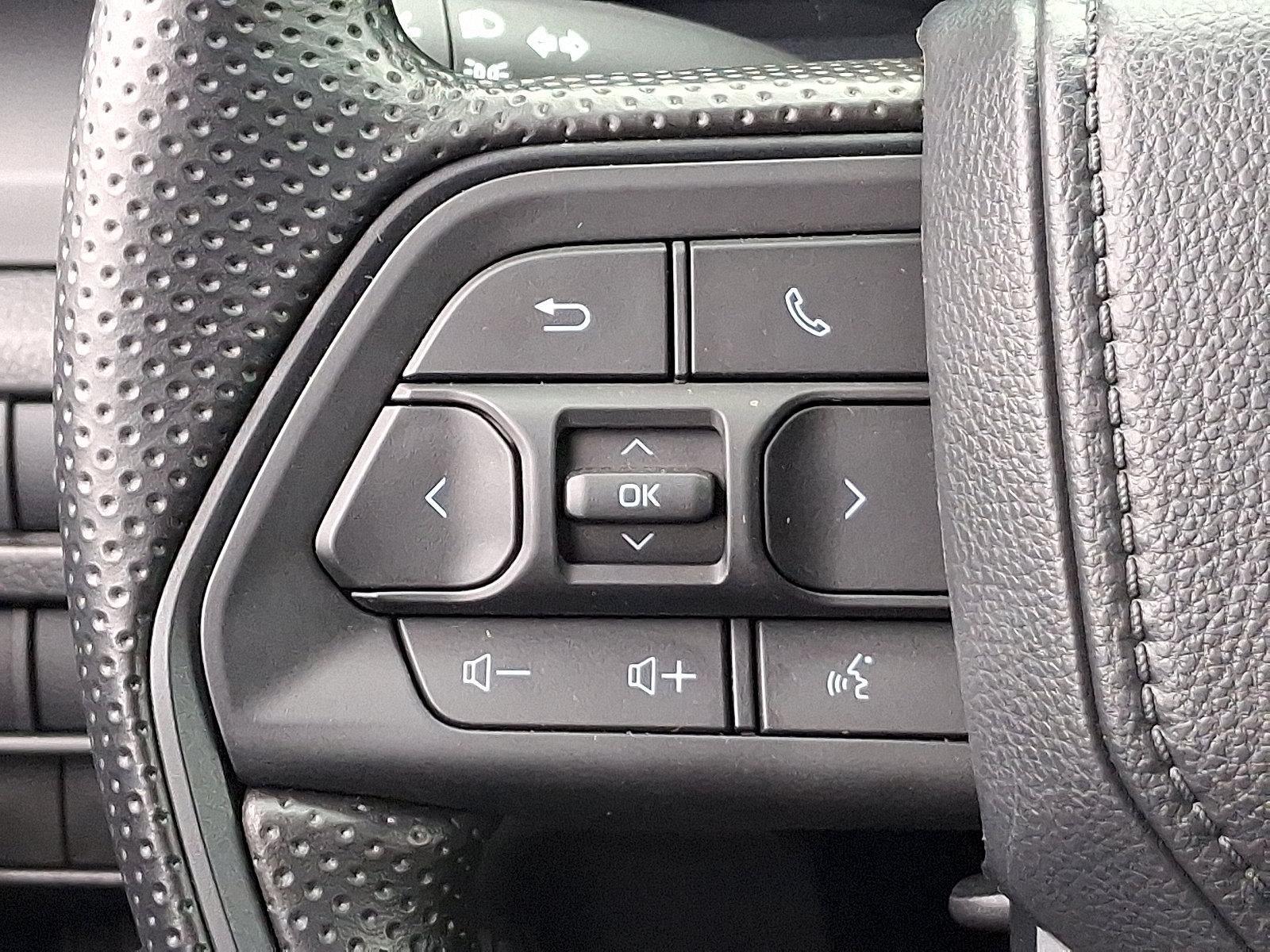 2025 Toyota Tacoma 2WD 2WD SR XtraCab 6' Bed AT (GS)