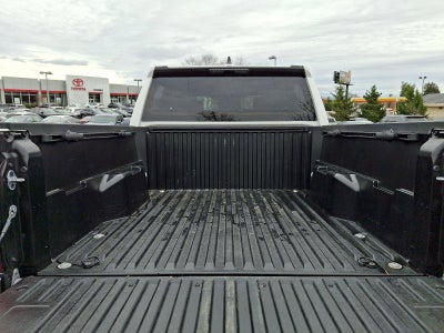 2024 Toyota Tacoma 4WD 4WD SR5 Double Cab 5' Bed AT (Natl)