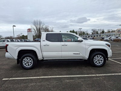 2024 Toyota Tacoma 4WD 4WD SR5 Double Cab 5' Bed AT (Natl)