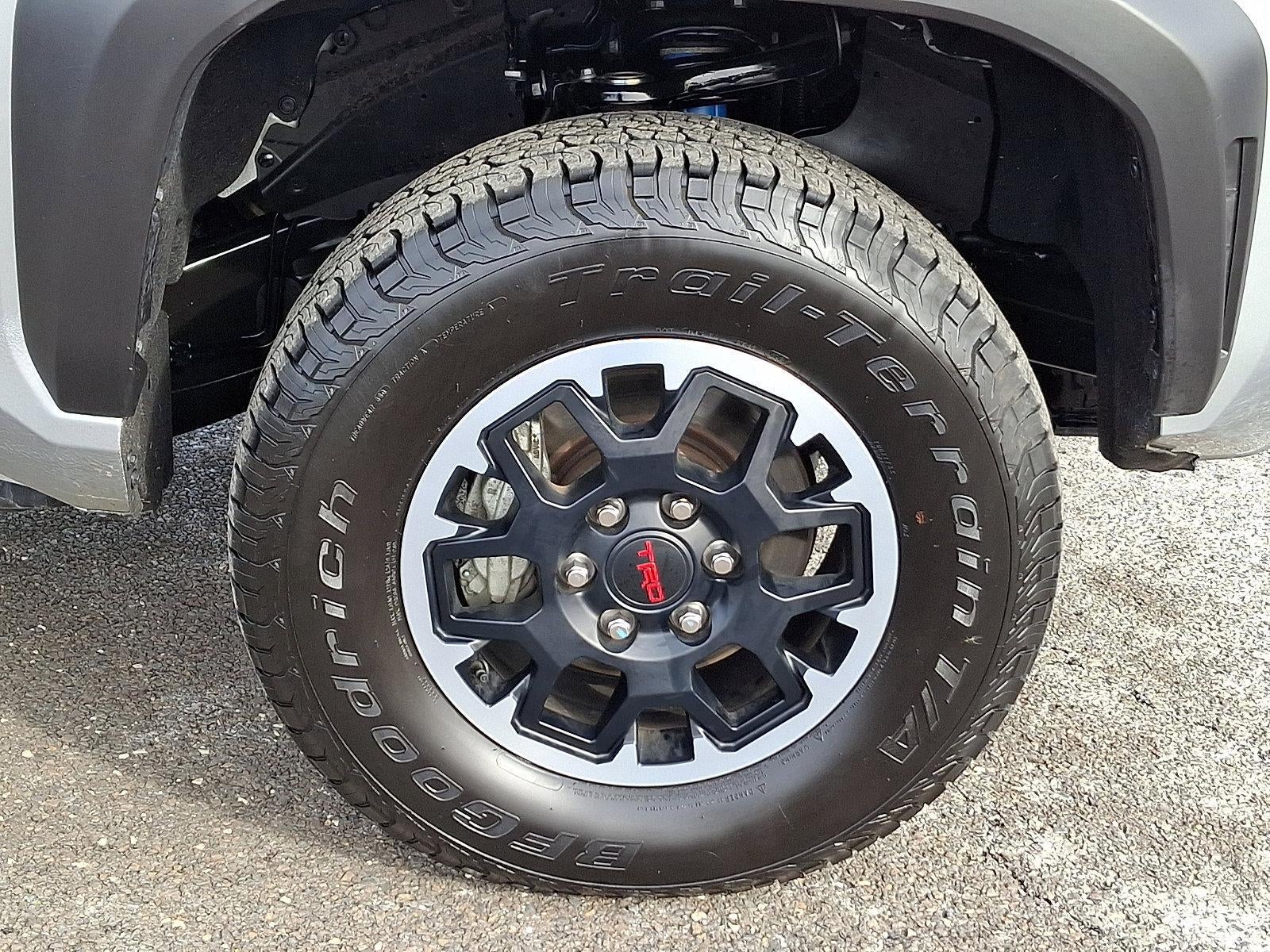 2025 Toyota Tacoma 4WD 4WD TRD Off Road Double Cab 5' Bed AT (Natl)