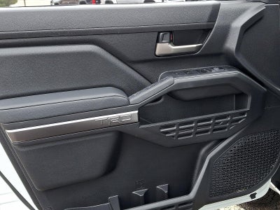 2025 Toyota Tacoma 4WD 4WD TRD Off Road Double Cab 5' Bed AT (Natl)