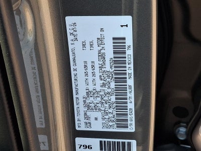 2026 Toyota Tacoma 4WD 4WD TRD Off Road Double Cab 5' Bed AT (Natl)