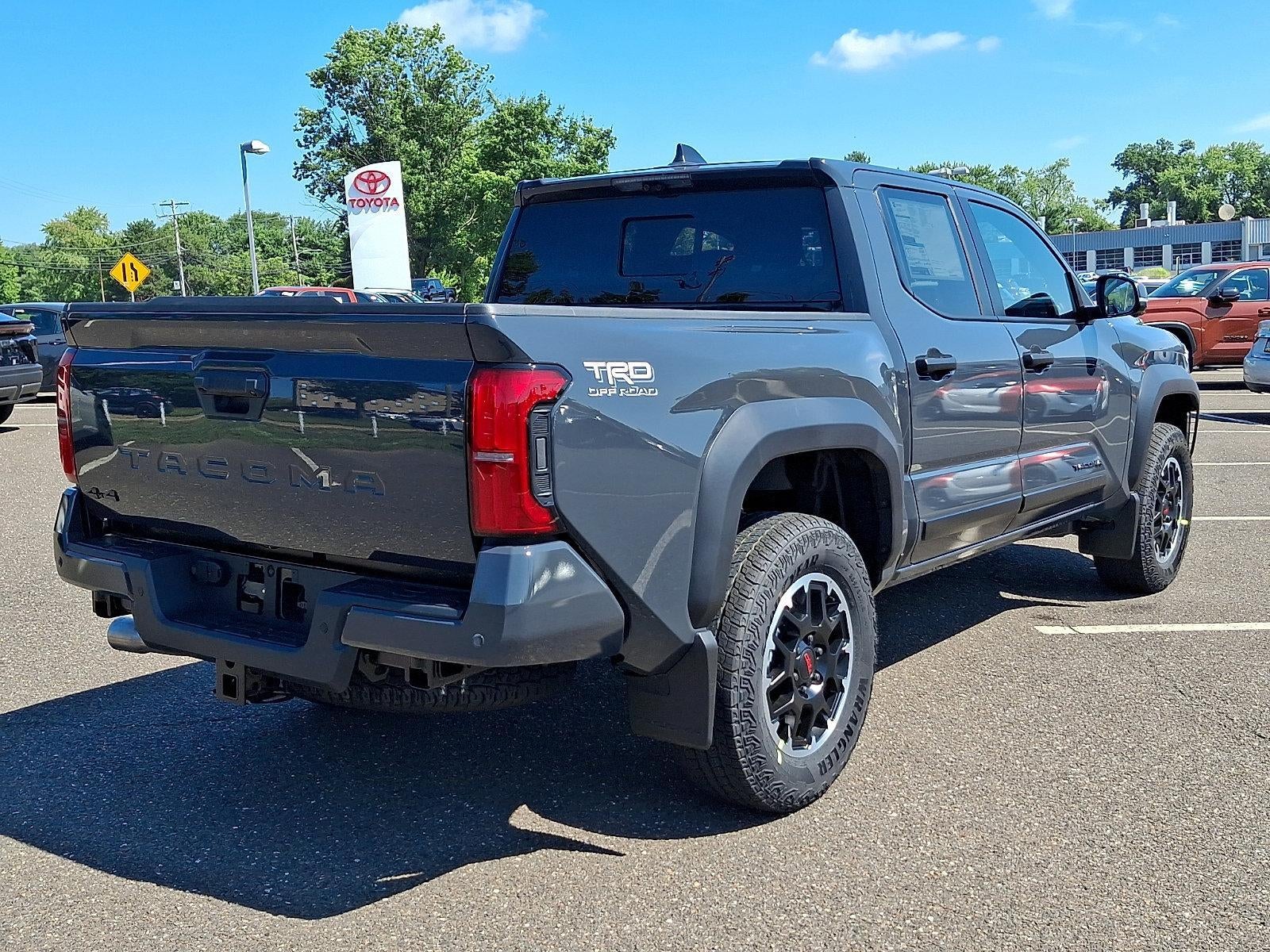 2026 Toyota Tacoma 4WD 4WD TRD Off Road Double Cab 5' Bed AT (Natl)