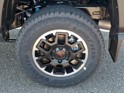 2026 Toyota Tacoma 4WD 4WD TRD Off Road Double Cab 5' Bed AT (Natl)