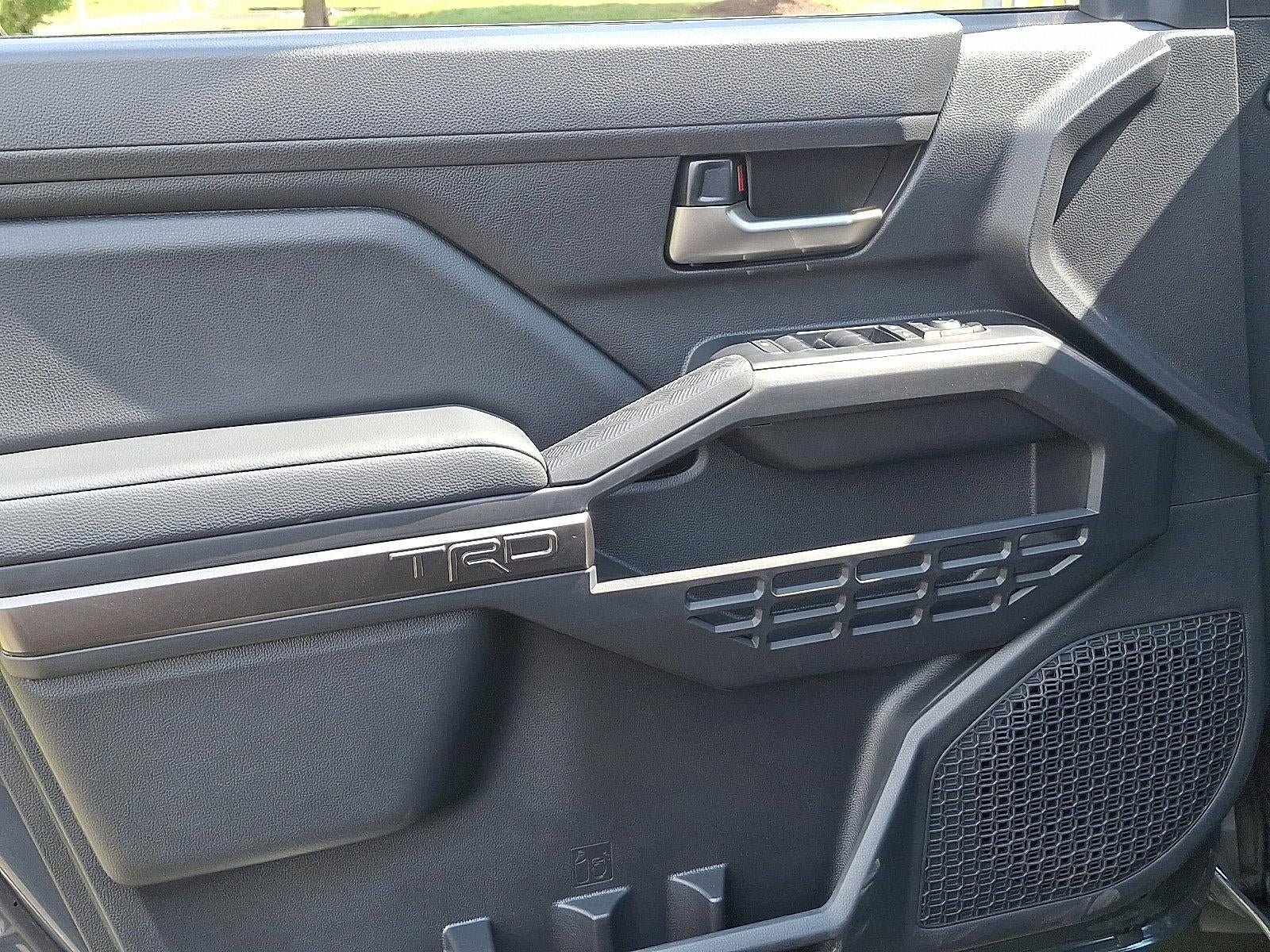 2025 Toyota Tacoma 4WD 4WD TRD Off Road Hybrid Double Cab 5' Bed AT (Natl)