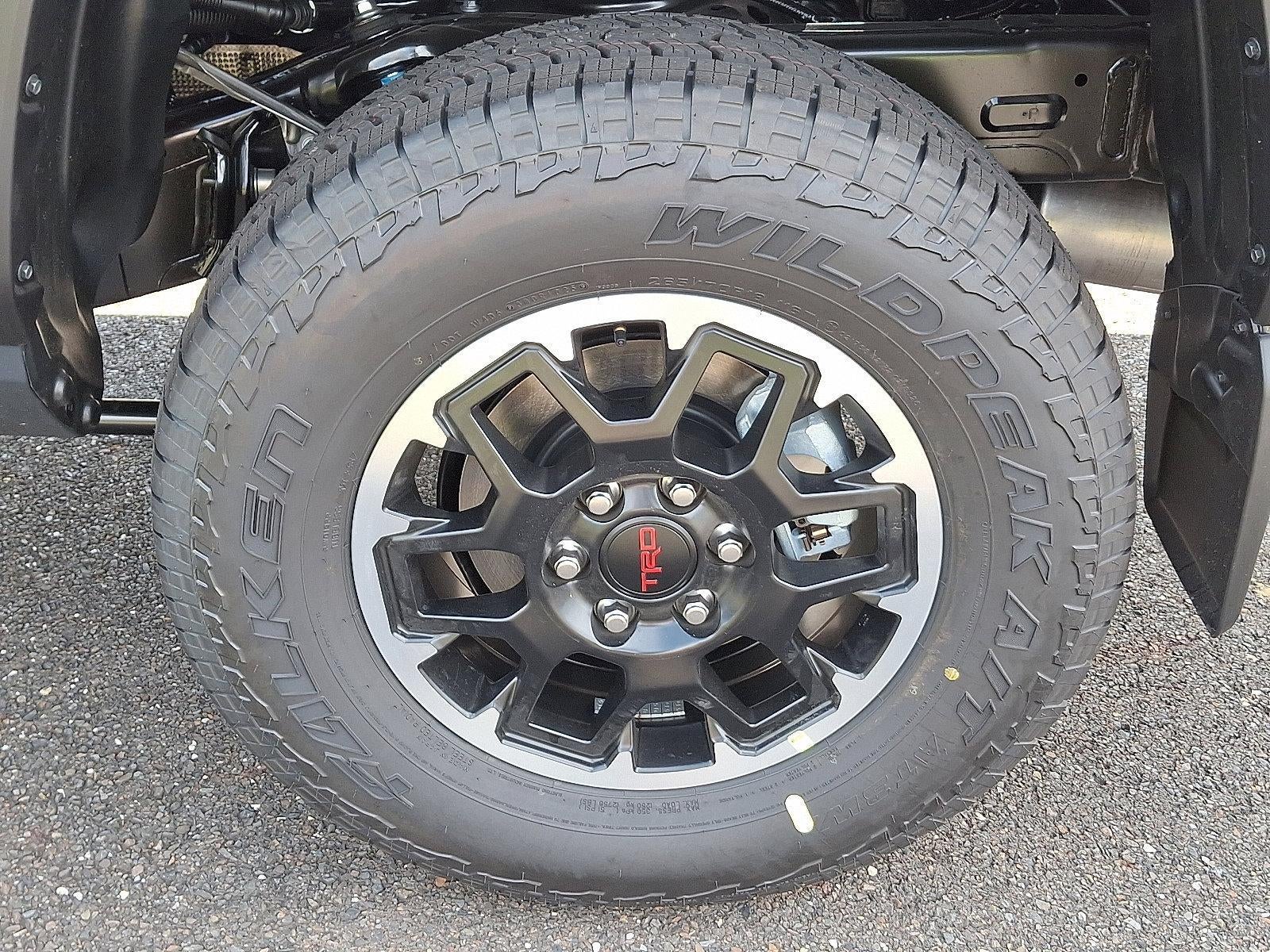 2025 Toyota Tacoma 4WD 4WD TRD Off Road Hybrid Double Cab 5' Bed AT (Natl)