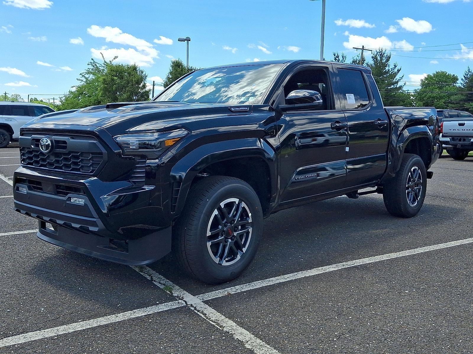 2026 Toyota Tacoma 4WD 4WD TRD Sport Hybrid Double Cab 5' Bed AT (Natl)