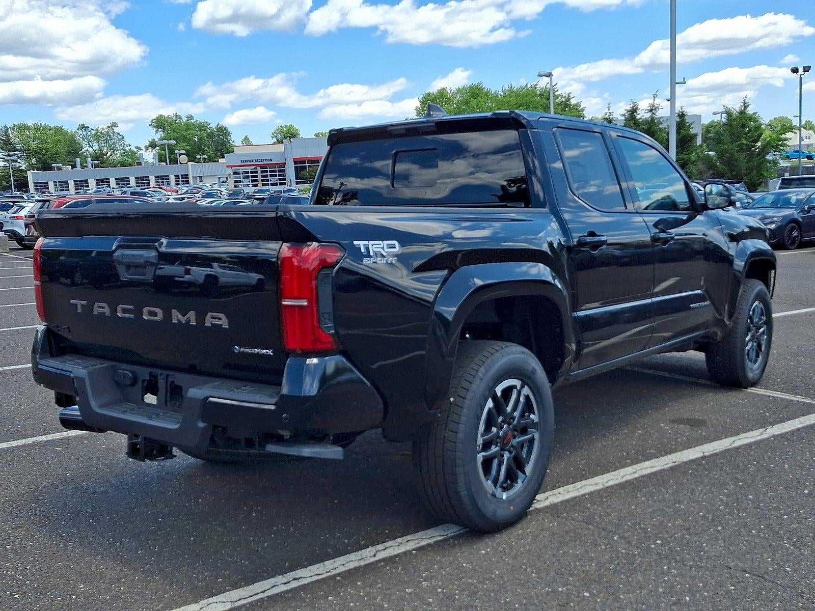 2026 Toyota Tacoma 4WD 4WD TRD Sport Hybrid Double Cab 5' Bed AT (Natl)