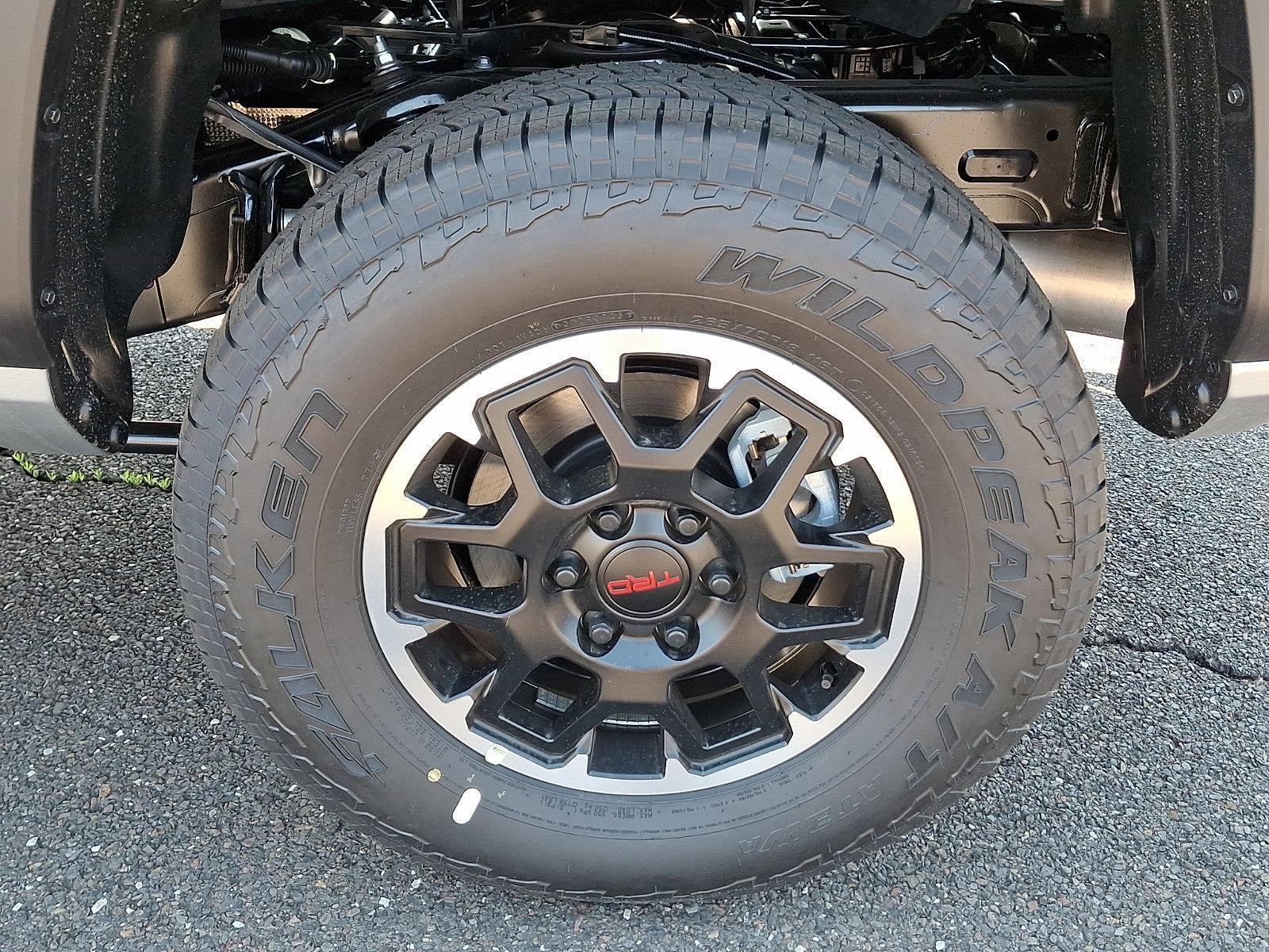 2026 Toyota Tacoma 4WD 4WD TRD Off Road Hybrid Double Cab 5' Bed AT (Natl)