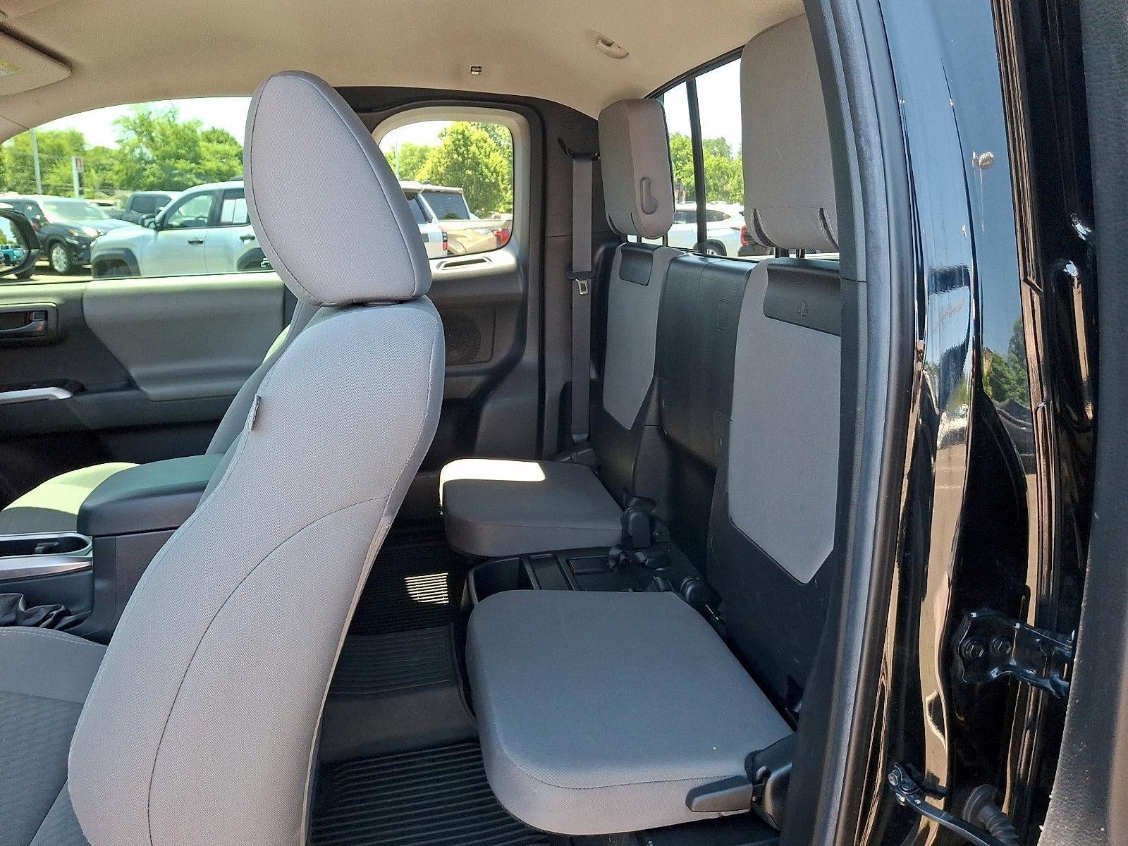 2022 Toyota Tacoma 4WD 4WD SR5 Access Cab 6' Bed V6 AT (SE)
