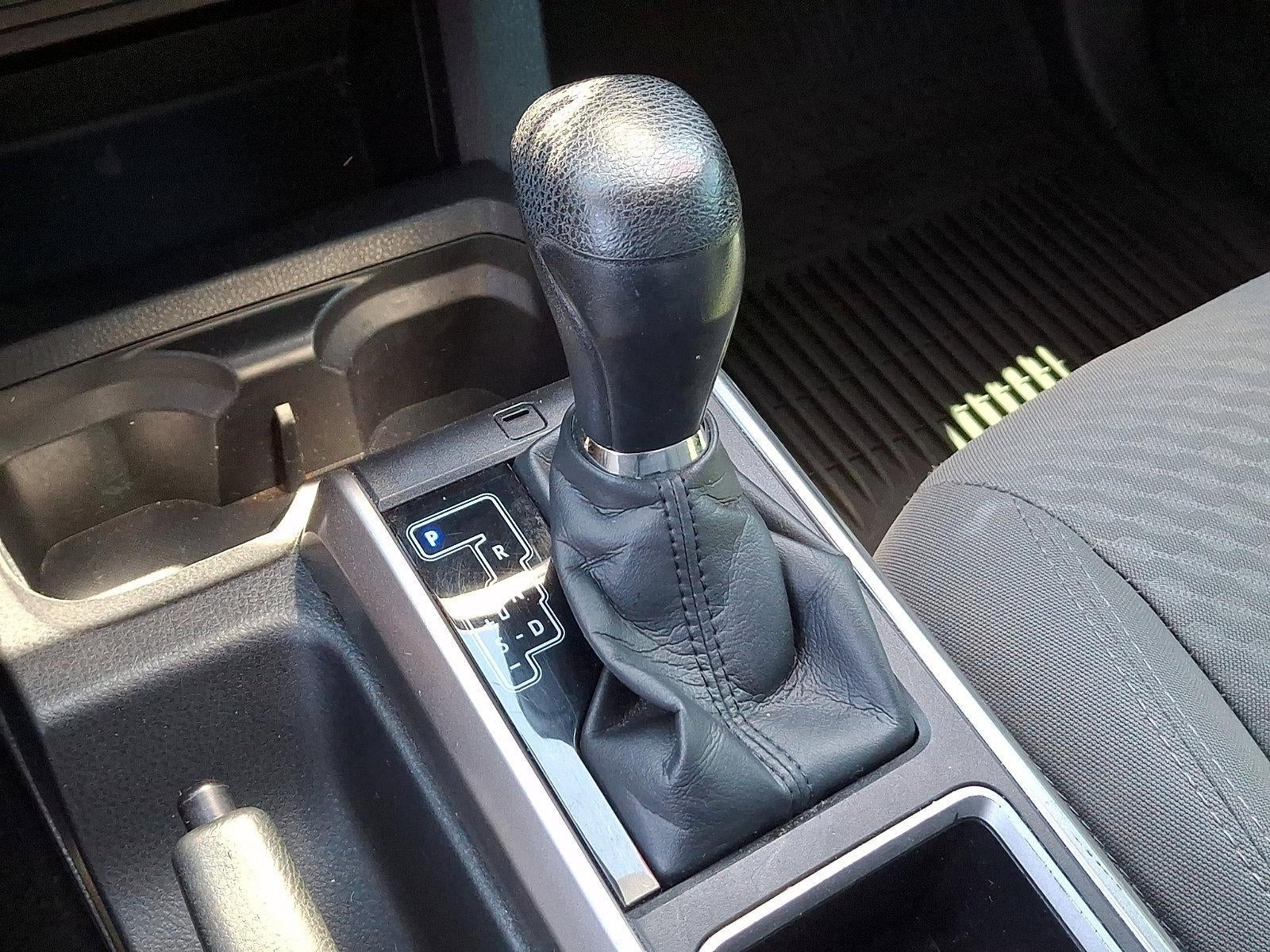 2022 Toyota Tacoma 4WD 4WD SR5 Access Cab 6' Bed V6 AT (SE)