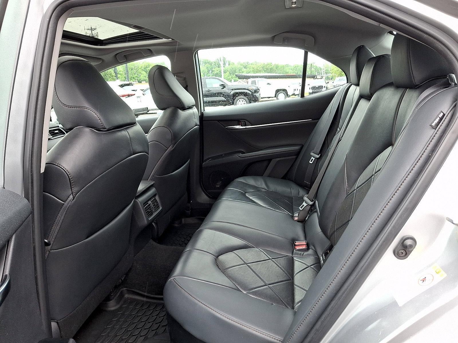 2019 Toyota Camry Hybrid XLE CVT (Natl)